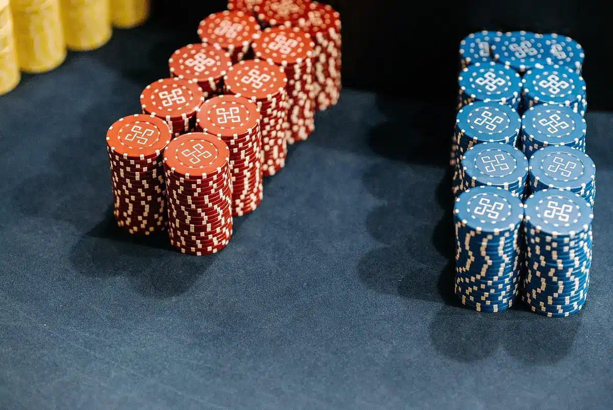 Stack of generic gaming tokens representing 10 free credits